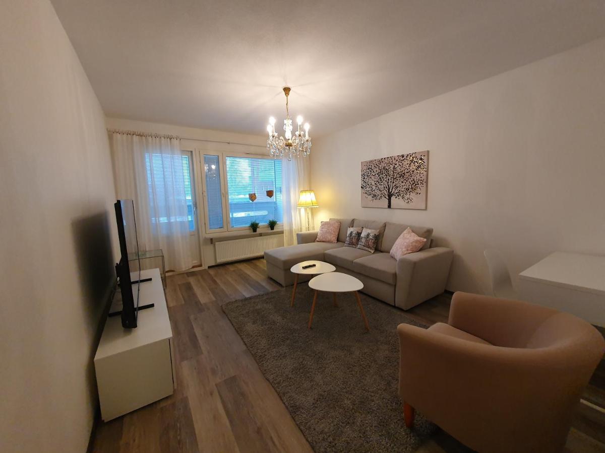 Kansa City Apartment - Wi-Fi - Sauna Рованиеми Екстериор снимка